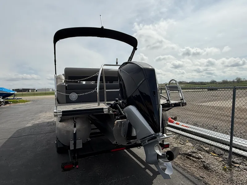 Slide: The Image of Barletta 25 U TT 2022 - 3