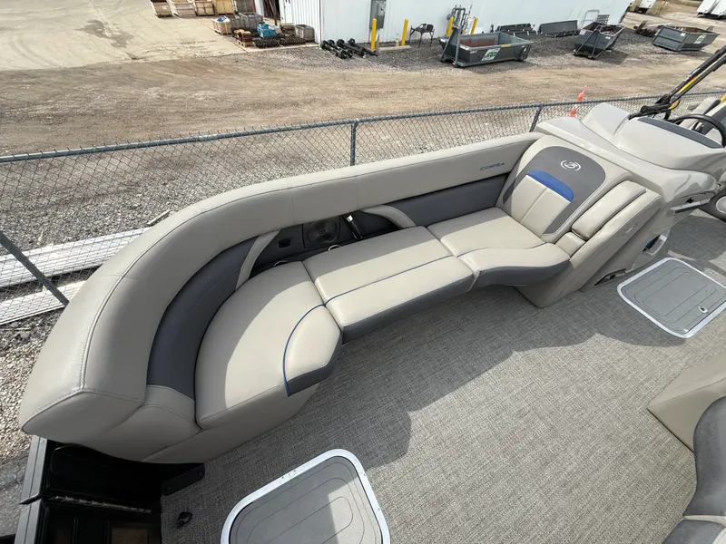 Slide: The Image of Barletta 25 U TT 2022 - 11