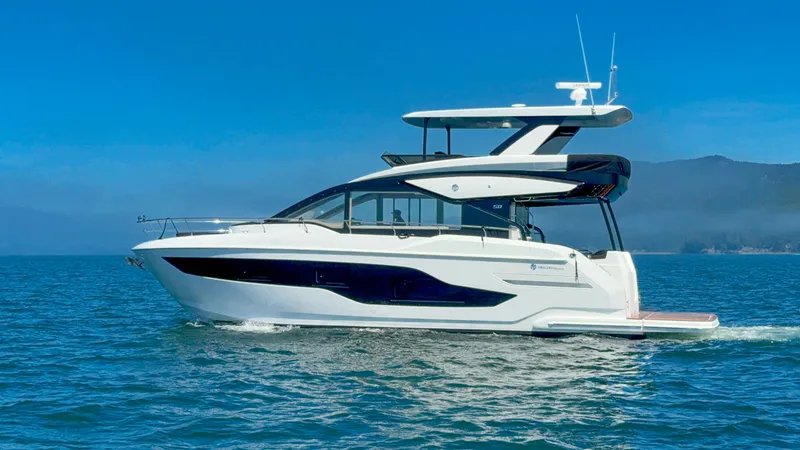 Slide: The Image of Cruisers 50 FLY 2027 - 4