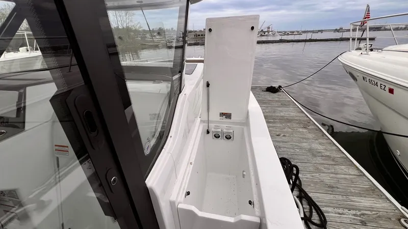 Slide: The Image of Cruisers 38 VTR EC 2026 - 12