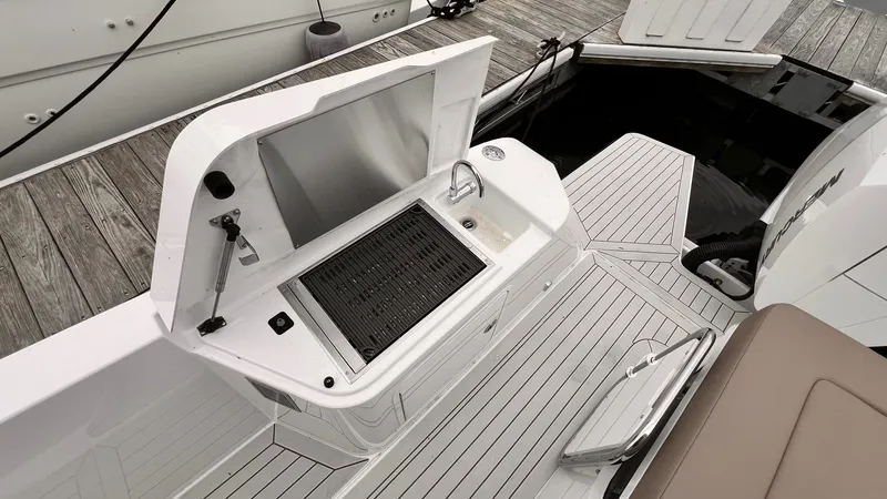 Slide: The Image of Cruisers 38 VTR EC 2026 - 8