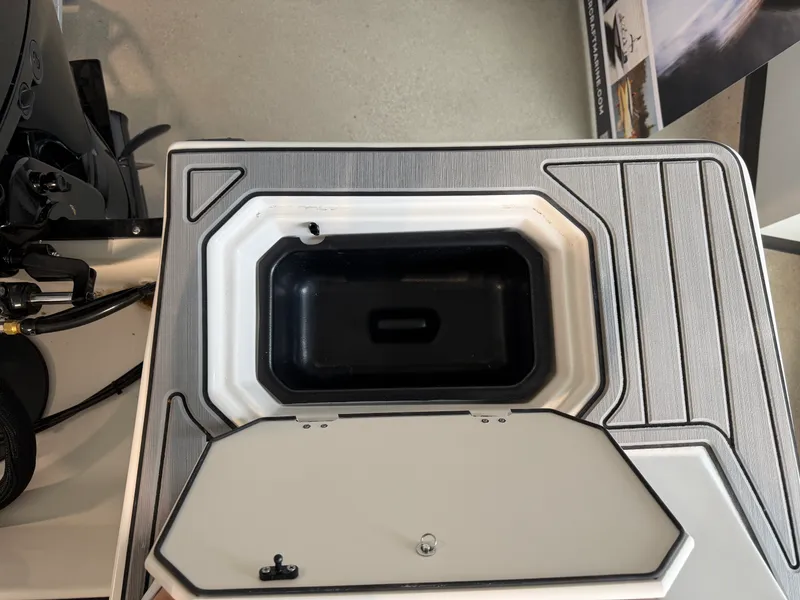 Slide: The Image of Starcraft SVX 191 OB 2026 - 25
