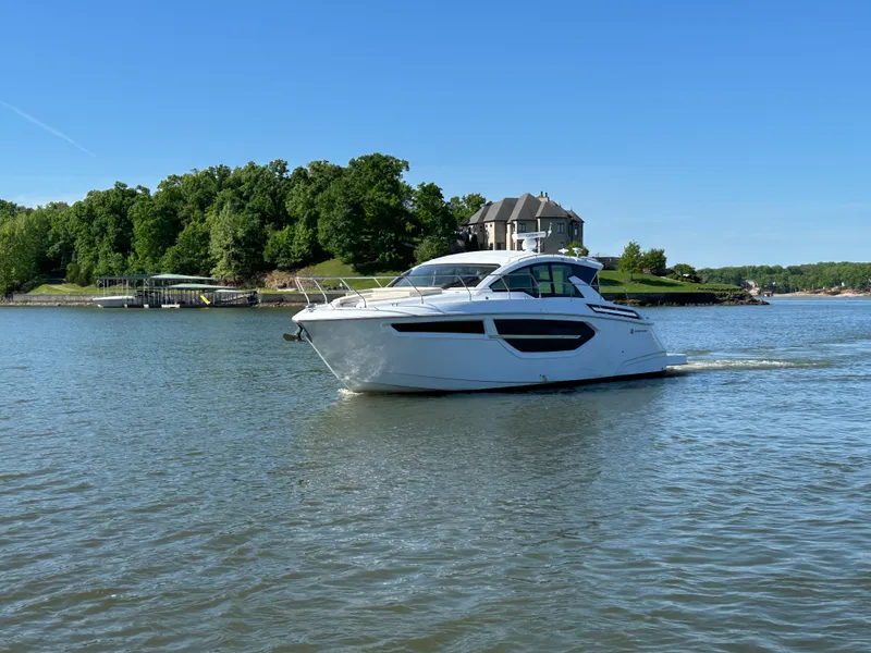 The Image of Cruisers 42 Cantius 2024 - 0