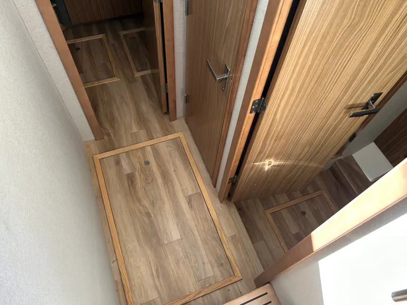 Slide: The Image of Cruisers 42 Cantius 2024 - 21