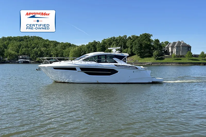 The Image of Cruisers 42 Cantius 2024 - 0