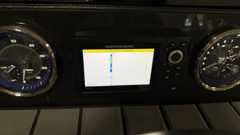 Slide: The Image of Premier 230 ANGLER 2024 - 43