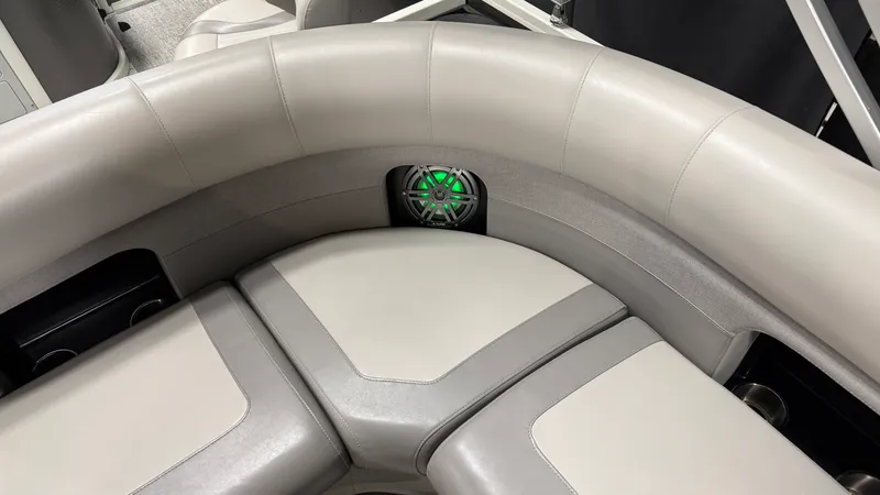 Slide: The Image of Premier 230 ANGLER 2024 - 56