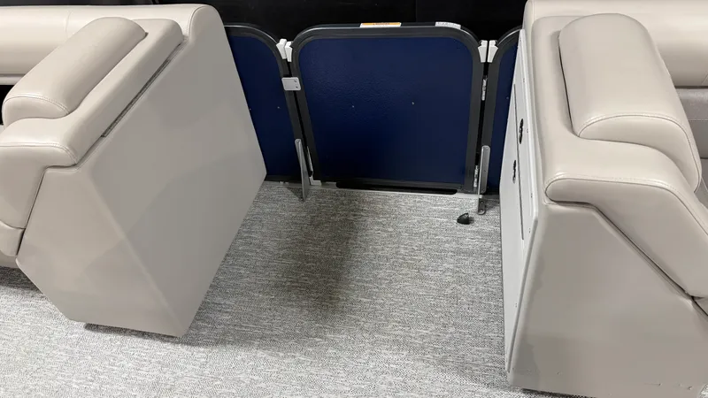 Slide: The Image of Premier 230 SUNSATION 2024 - 27