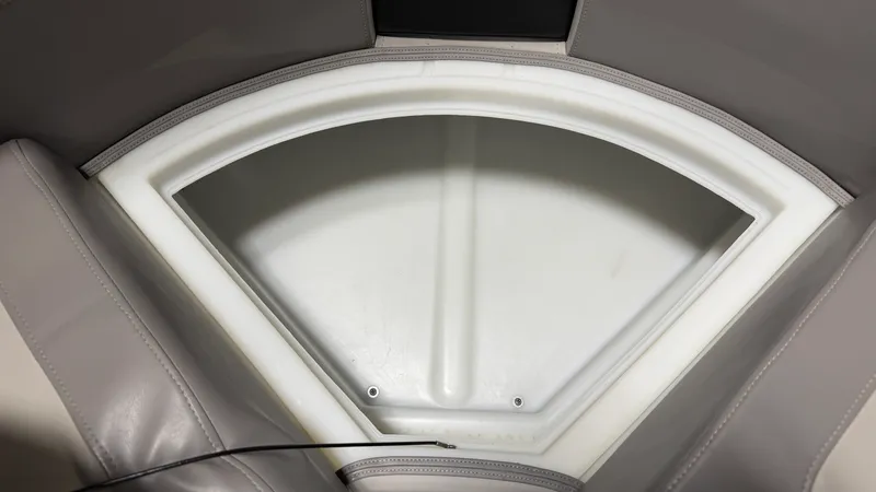 Slide: The Image of Premier 230 SUNSATION 2024 - 61
