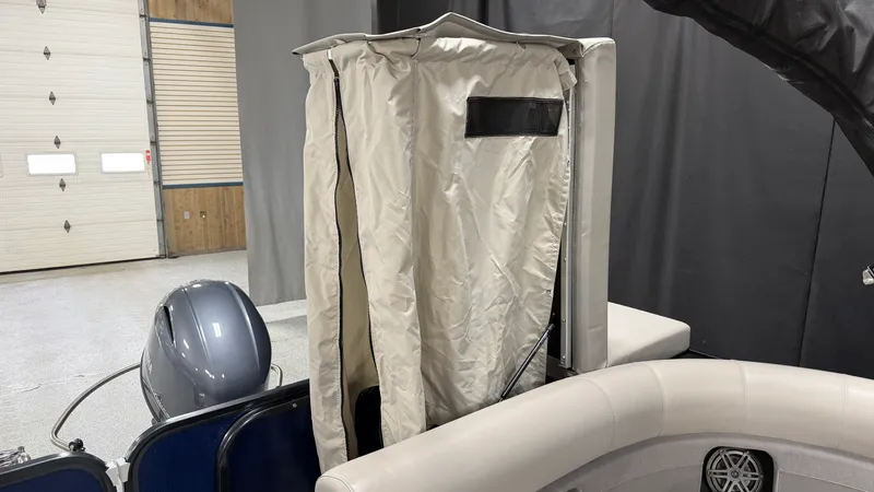 Slide: The Image of Premier 230 SUNSATION 2024 - 70