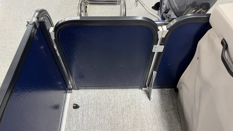 Slide: The Image of Premier 230 SUNSATION 2024 - 72