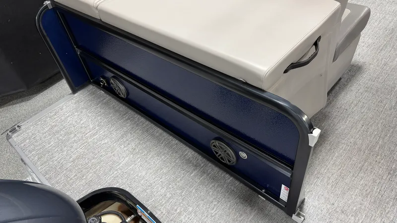Slide: The Image of Premier 230 SUNSATION 2024 - 74
