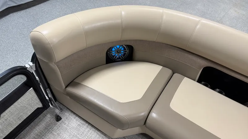 Slide: The Image of Premier 230 SUNSATION TRITOON 2024 - 12