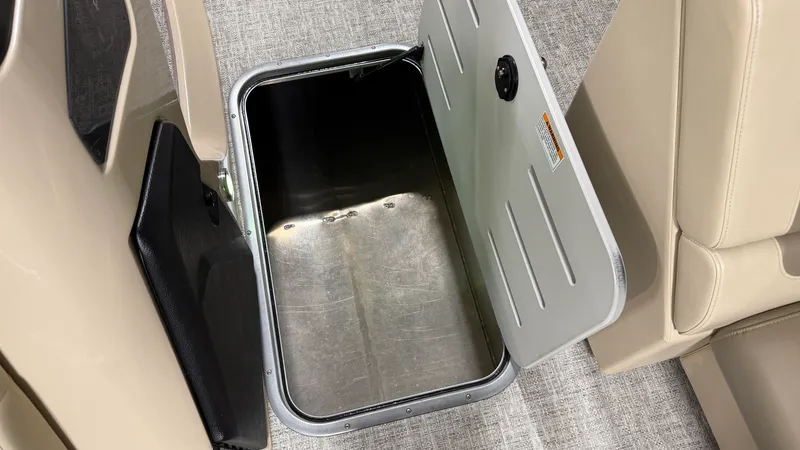 Slide: The Image of Premier 230 SUNSATION TRITOON 2024 - 28