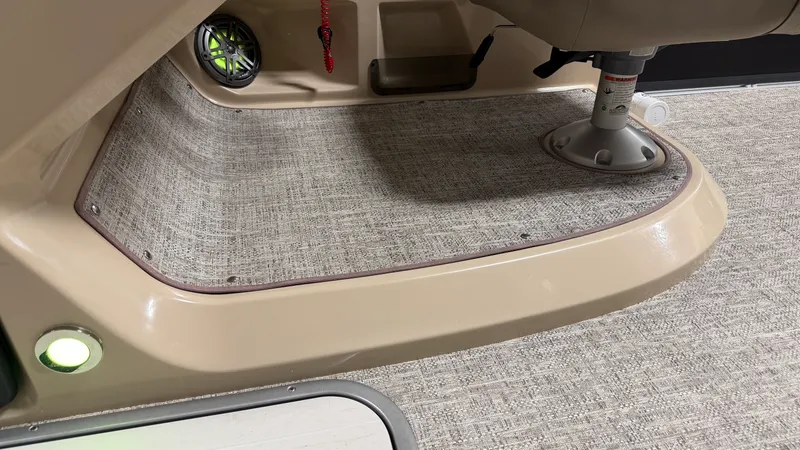 Slide: The Image of Premier 230 SUNSATION TRITOON 2024 - 43