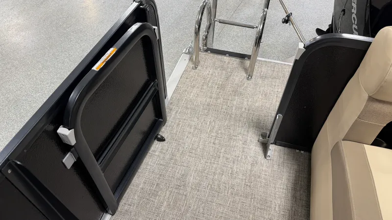 Slide: The Image of Premier 230 SUNSATION TRITOON 2024 - 75