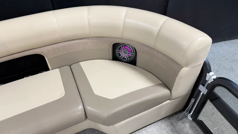 Slide: The Image of Premier 230 SUNSATION TRITOON 2024 - 12