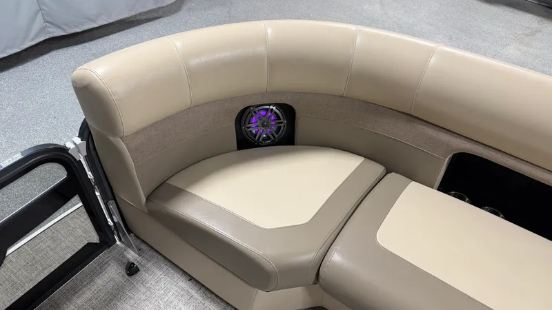 Slide: The Image of Premier 230 SUNSATION TRITOON 2024 - 20