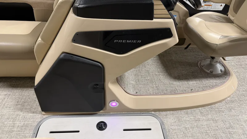 Slide: The Image of Premier 230 SUNSATION TRITOON 2024 - 32