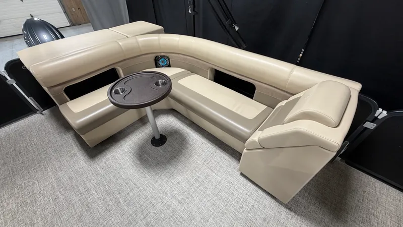 Slide: The Image of Premier 230 SUNSATION TRITOON 2024 - 55
