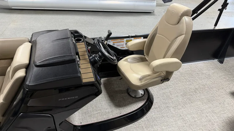 Slide: The Image of Premier 230 SUNSATION TRITOON 2025 - 35
