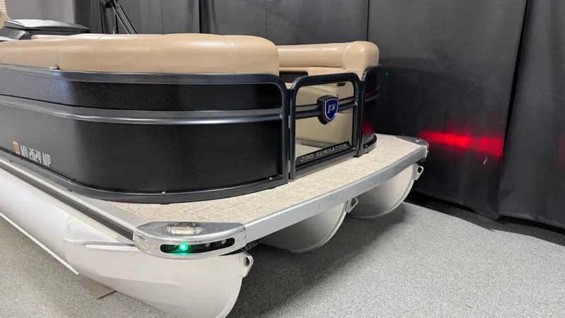Slide: The Image of Premier 230 SUNSATION TRITOON 2025 - 7