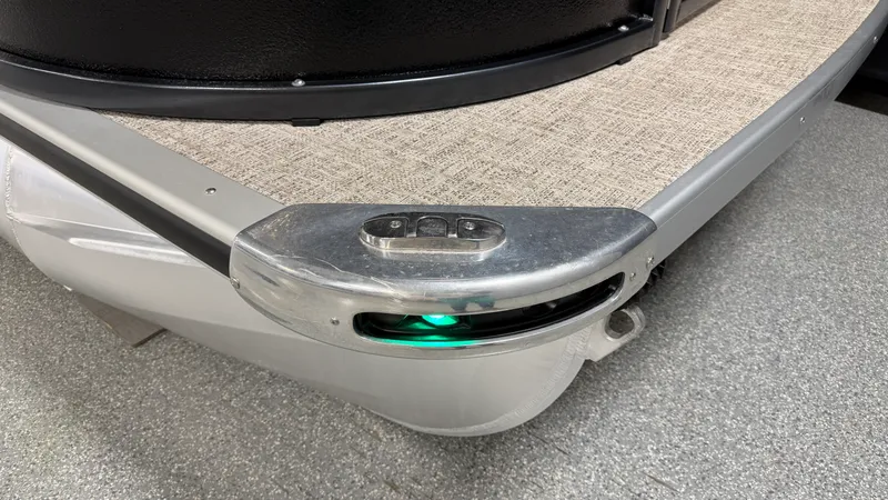 Slide: The Image of Premier 230 SUNSATION TRITOON 2025 - 8