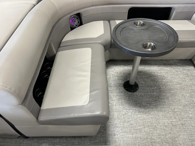 Slide: The Image of Premier 230 SUNSATION TRITOON 2024 - 22