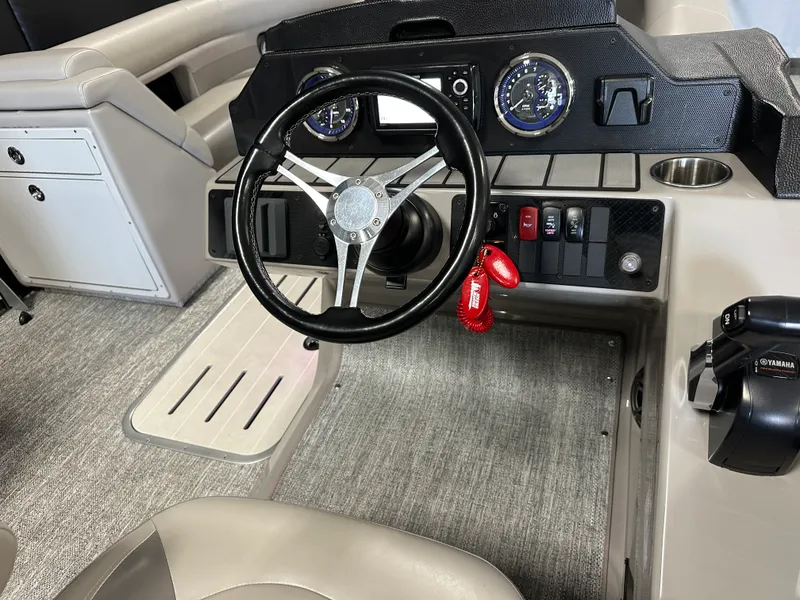 Slide: The Image of Premier 230 SUNSATION TRITOON 2024 - 40