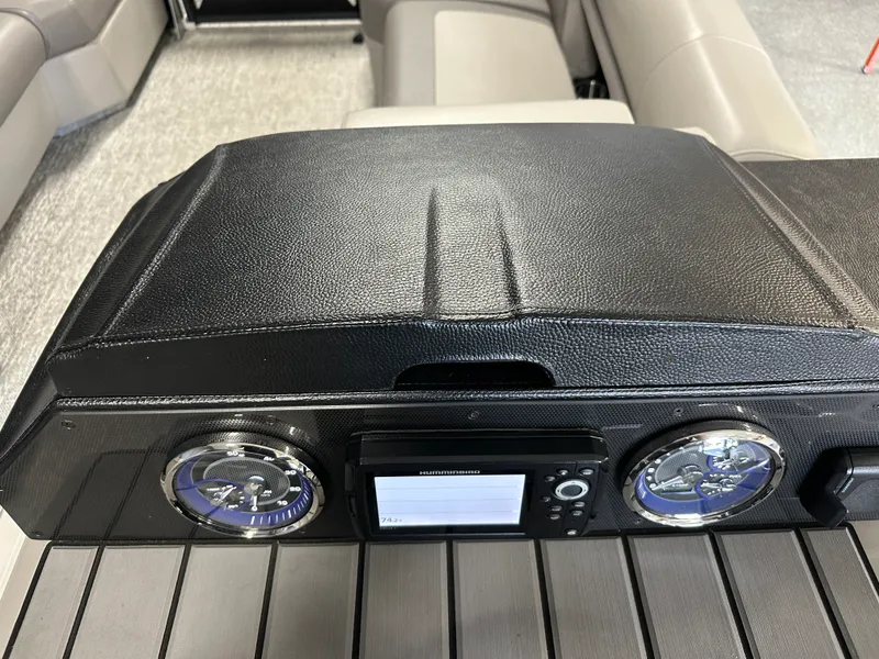 Slide: The Image of Premier 230 SUNSATION TRITOON 2024 - 47