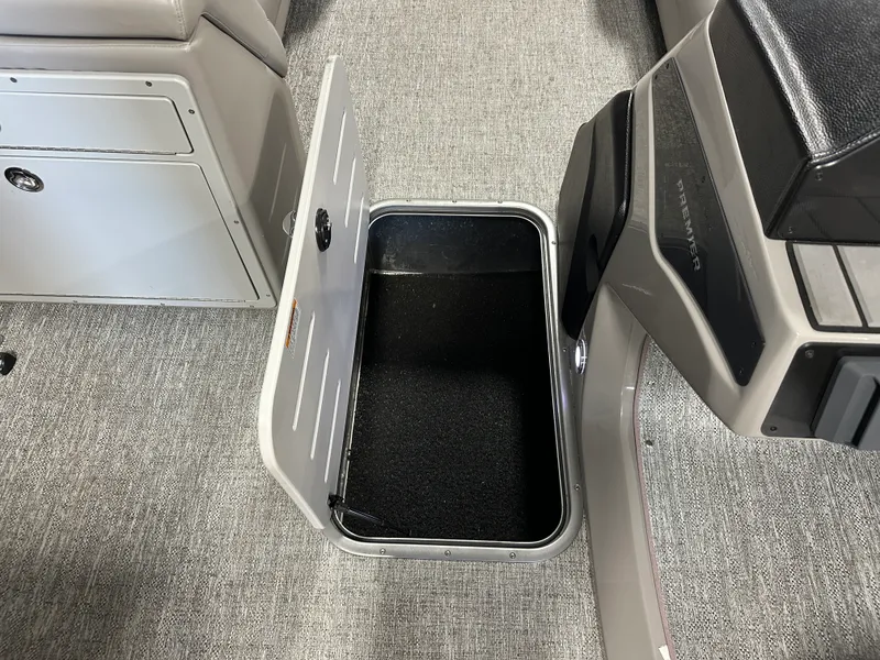 Slide: The Image of Premier 230 SUNSATION TRITOON 2024 - 50