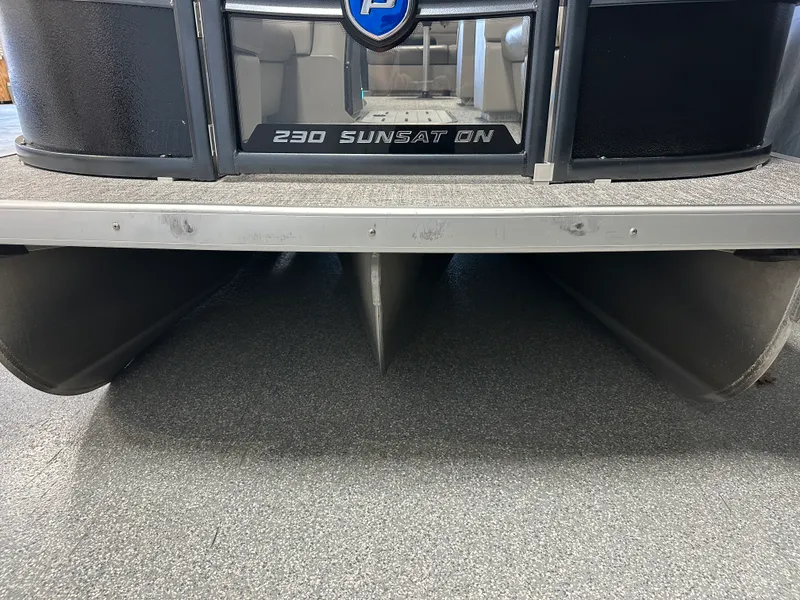 Slide: The Image of Premier 230 SUNSATION TRITOON 2024 - 9