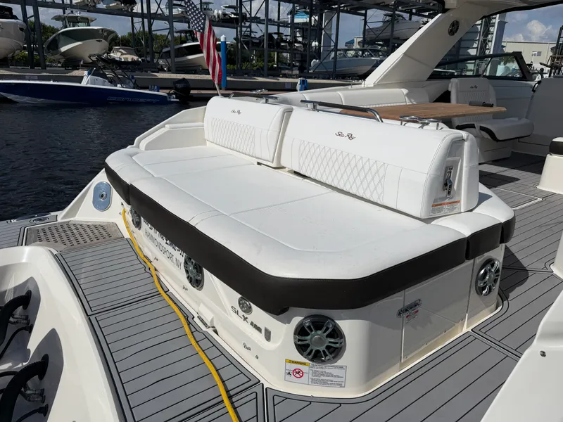 Slide: The Image of Sea Ray 400 SLX OB 2020 - 7