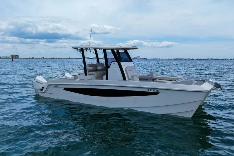 Slide: The Image of Aquila 28 MOLOKAI 2022 - 4