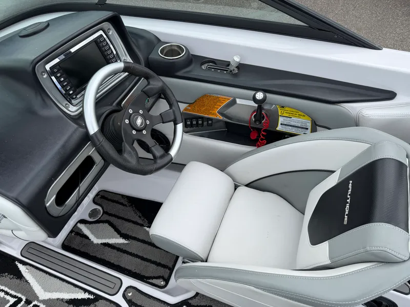 Slide: The Image of Nautique 210 SUPER AIR TE 2012 - 12