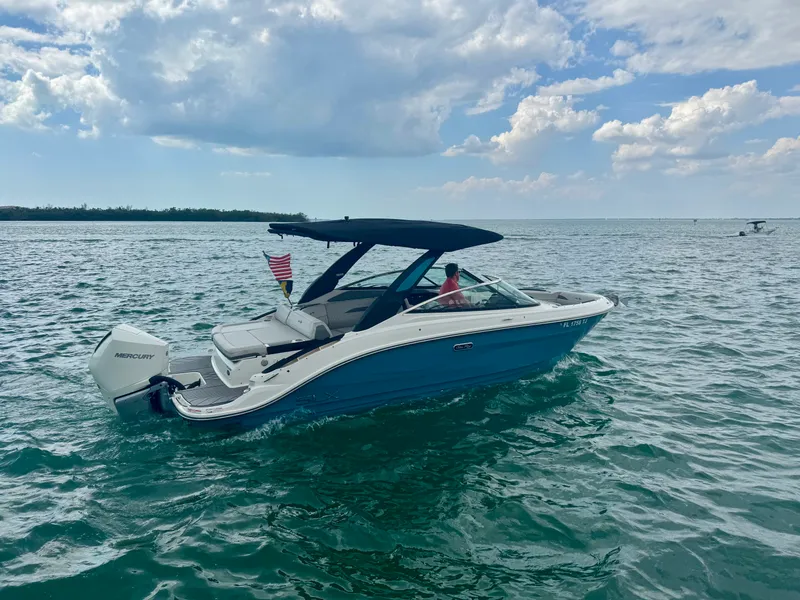 Slide: The Image of Sea Ray 260 SLX OB 2023 - 2
