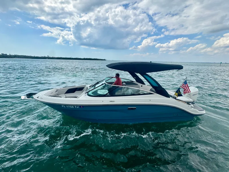 Slide: The Image of Sea Ray 260 SLX OB 2023 - 8