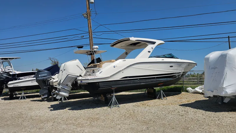 The Image of Sea Ray 310 SLX OB 2023 - 0