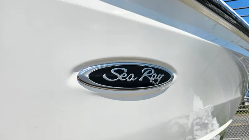 Slide: The Image of Sea Ray 310 SLX OB 2023 - 7