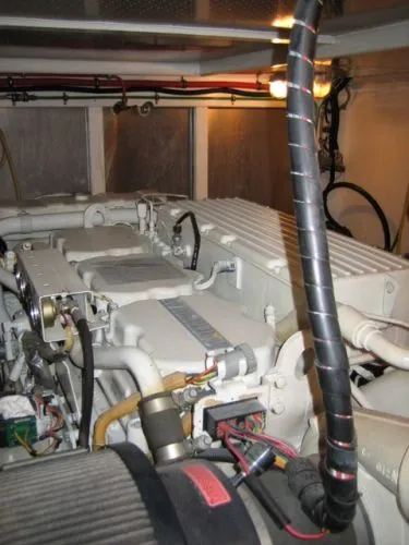 Slide: The Image of Control panel and phone in Ocean Alexander Pilothouse Model 584, 1998 yacht interior. - 13