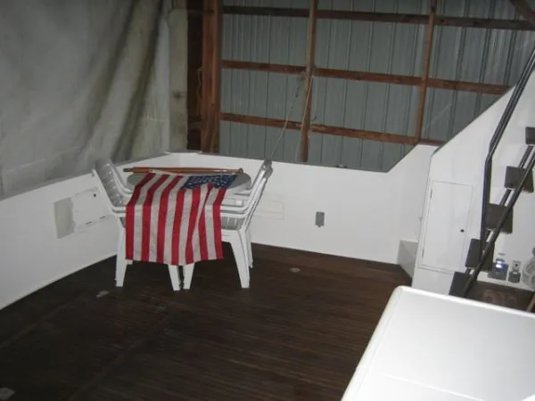 Slide: The Image of Control panel of 1998 Ocean Alexander Pilothouse Model 584, featuring temperature settings. - 10