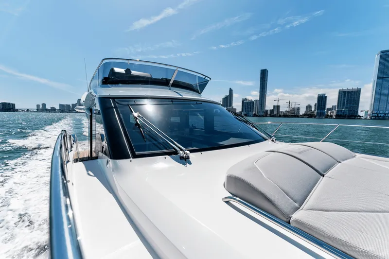 Slide: The Image of Galeon 440 FLY 2025 - 11