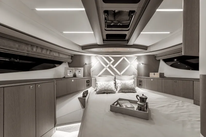 Slide: The Image of Galeon 440 FLY 2025 - 59