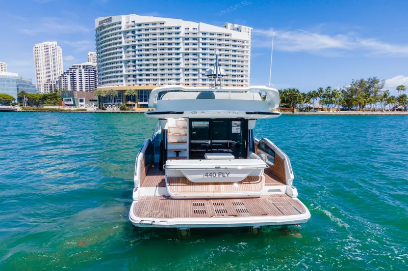 Slide: The Image of Galeon 440 FLY 2025 - 7