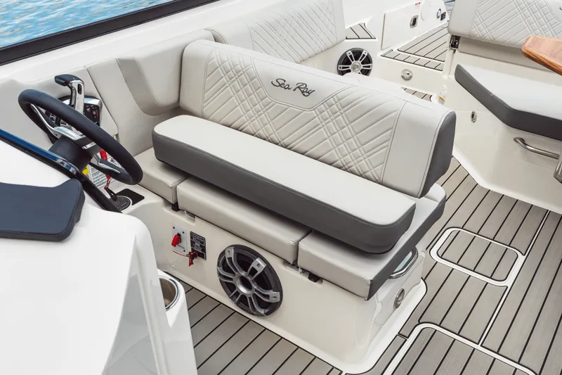 Slide: The Image of Sea Ray SDX 250 Outboard 2026 - 23