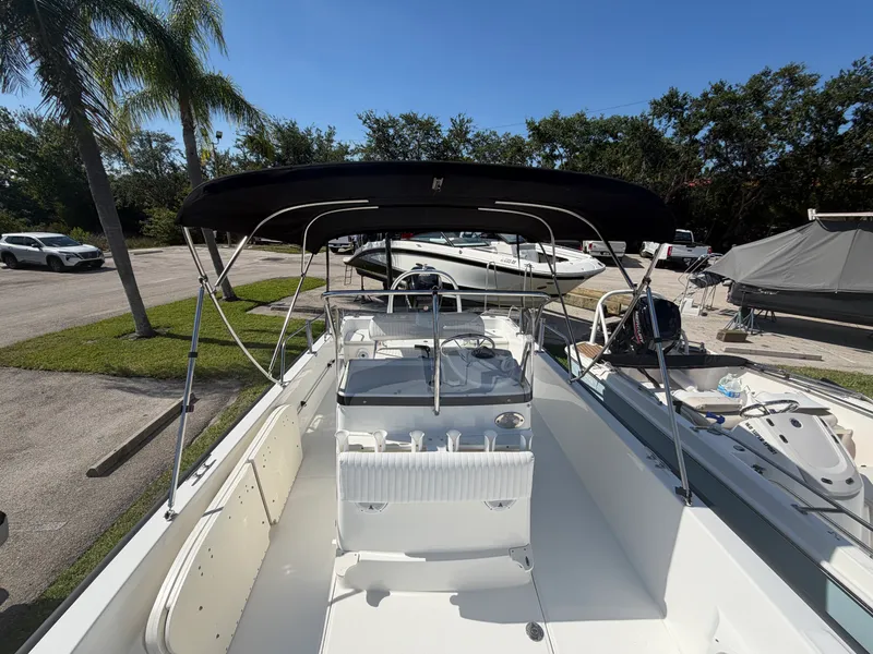 Slide: The Image of Boston Whaler 210 Montauk 2016 - 19