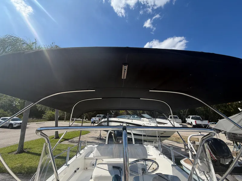 Slide: The Image of Boston Whaler 210 Montauk 2016 - 20