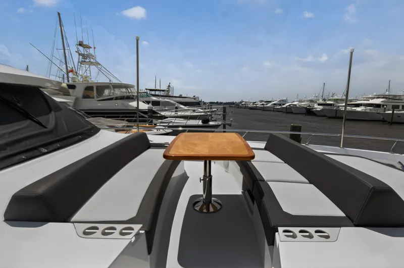 Slide: The Image of Ocean Alexander 70E 2021 - 132