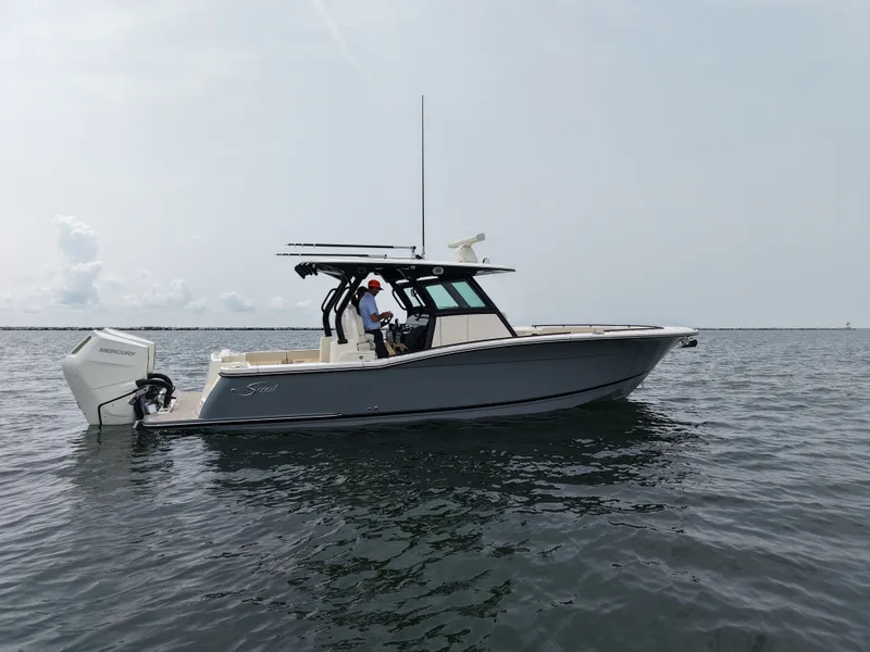 Slide: The Image of Scout 330 LXF 2026 - 4