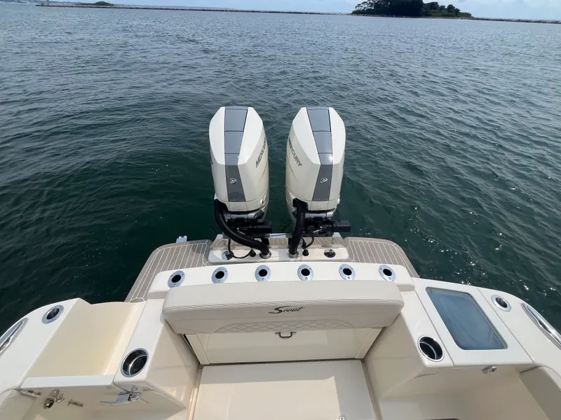 Slide: The Image of Scout 330 LXF 2026 - 11